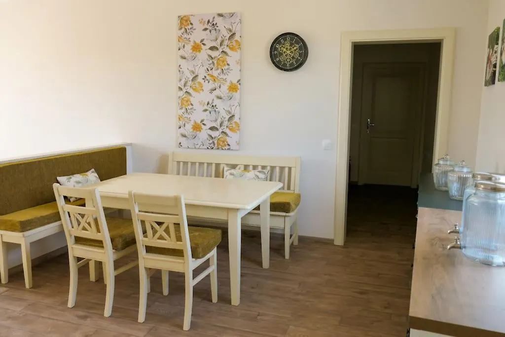 Farma Lapila - Zeleny Apartman Apartment Karlovy Vary